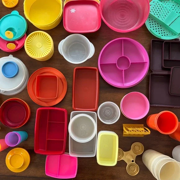 HUGE LOT - VINTAGE TUPPERWARE